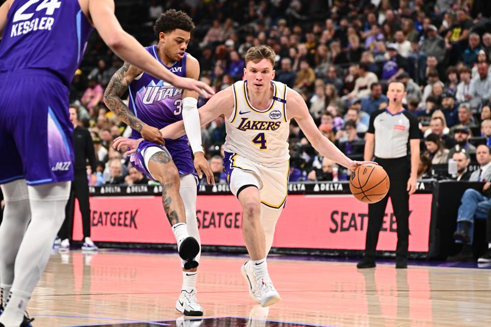 而雷霆则在 而雷霆则在